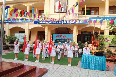 SINH HOẠT DƯỚI CỜ TUẦN 31 VỚI CHỦ ĐỀ “PHÒNG CHỐNG VÀ BẢO VỆ MÔI TRƯỜNG” SINH HOẠT DƯỚI CỜ TUẦN 31 VỚI CHỦ ĐỀ “PHÒNG CHỐNG VÀ BẢO VỆ MÔI TRƯỜNG”