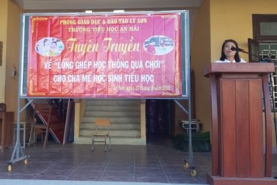 TUYÊN TRUYỀN VỀ LỒNG GHÉP “HỌC THÔNG QUA CHƠI” CHO CHA MẸ HỌC SINH TIỂU HỌC